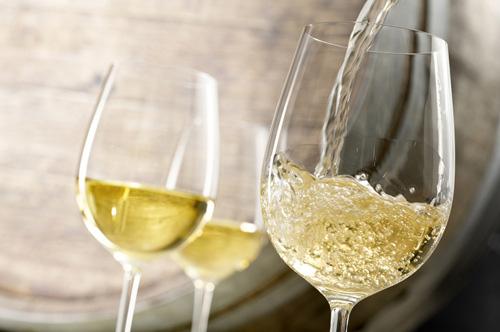 平顶山洋酒代理公司：红酒与洋酒有什么关系？